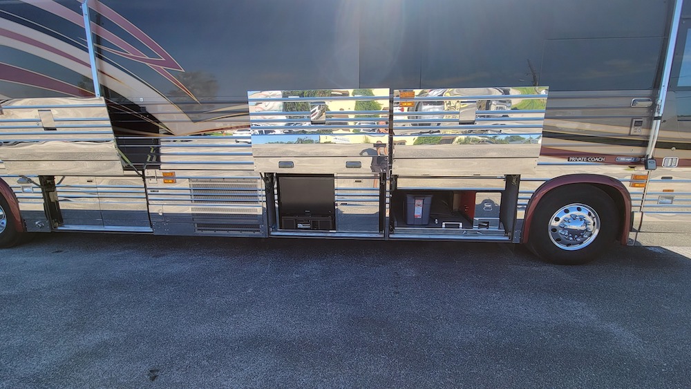 2003 Prevost Liberty XLII For Sale