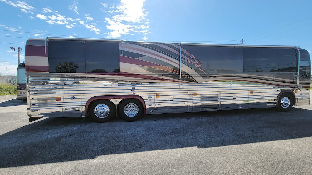 2003 Prevost Liberty XLII For Sale