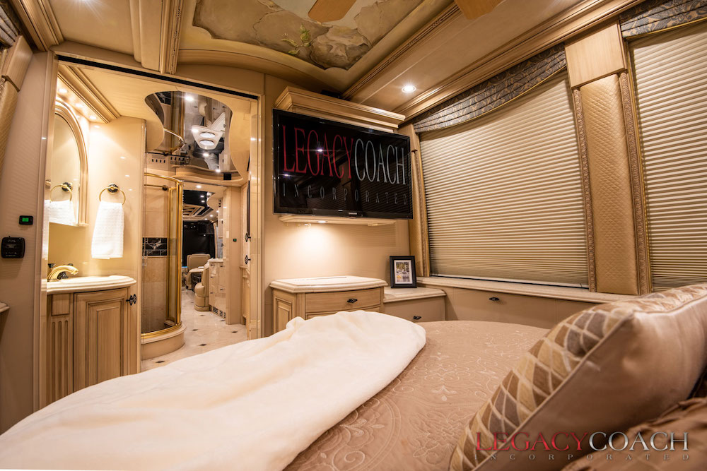 2003 Prevost Liberty XLII For Sale