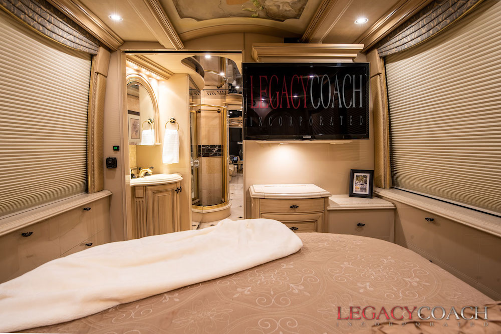 2003 Prevost Liberty XLII For Sale