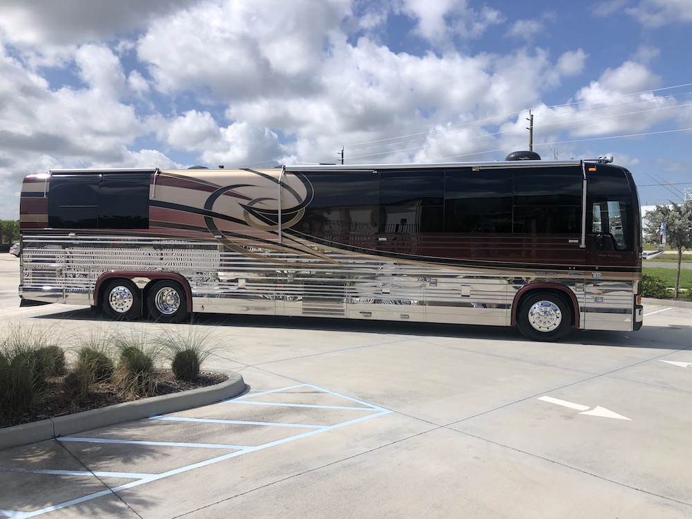 2003 Prevost Liberty XLII For Sale