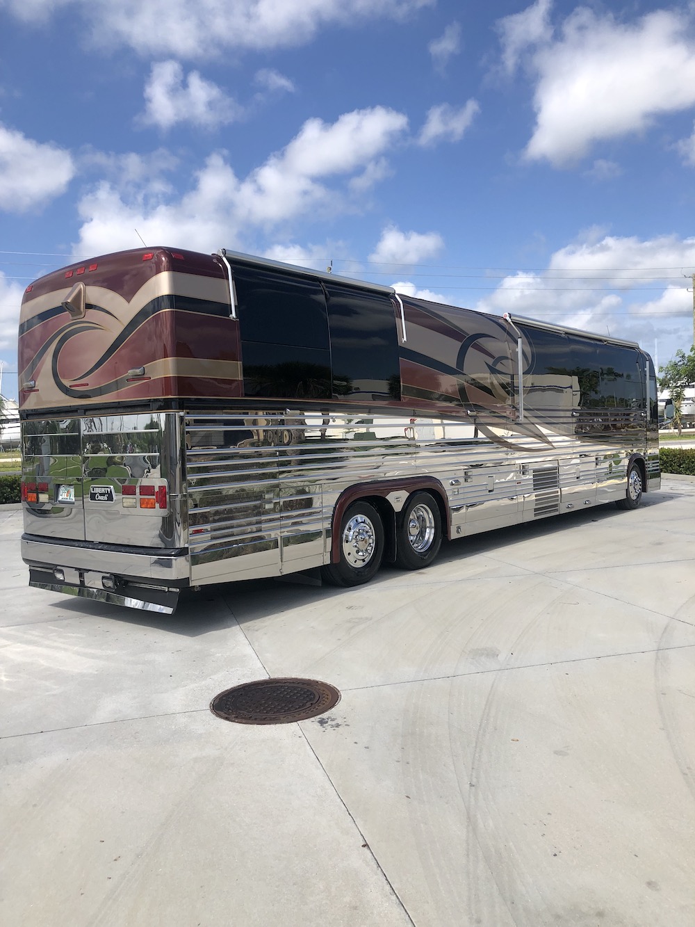 2003 Prevost Liberty XLII For Sale