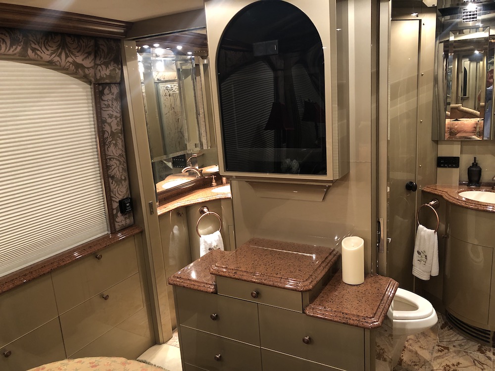 2003 Prevost Liberty XLII For Sale