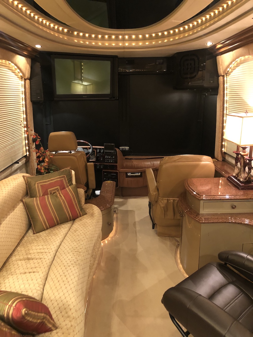 2003 Prevost Liberty XLII For Sale