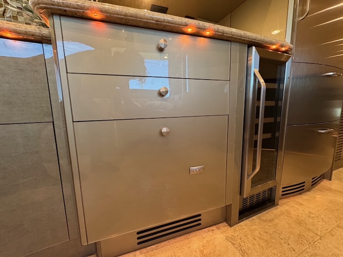 2003 Prevost Liberty XLII For Sale