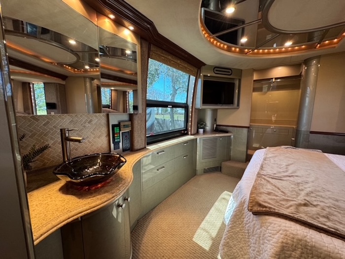 2003 Prevost Liberty XLII For Sale