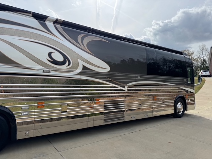 2003 Prevost Liberty XLII For Sale