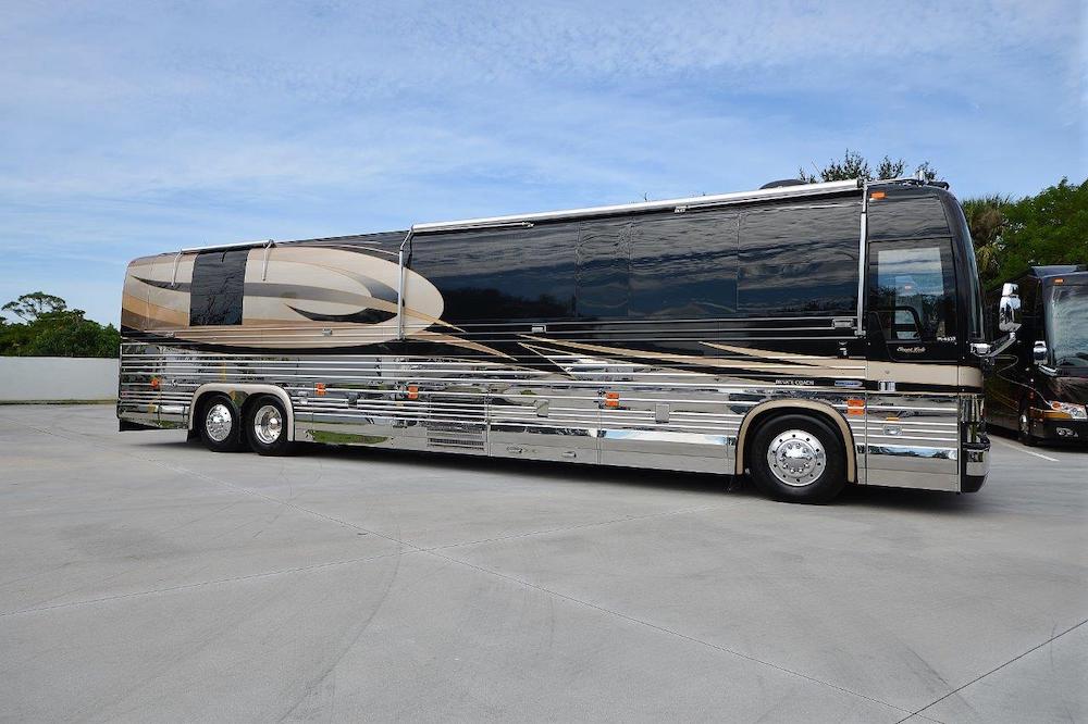 2003 Prevost Liberty XLII For Sale