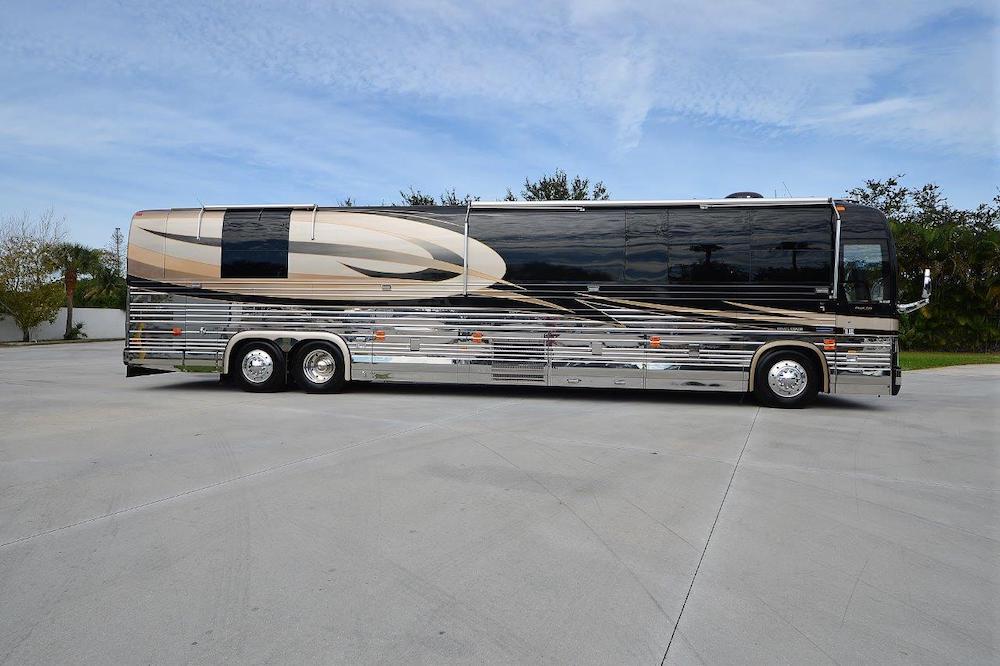 2003 Prevost Liberty XLII For Sale