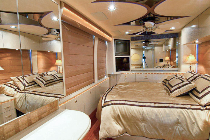 2003 Prevost Marathon XLII For Sale
