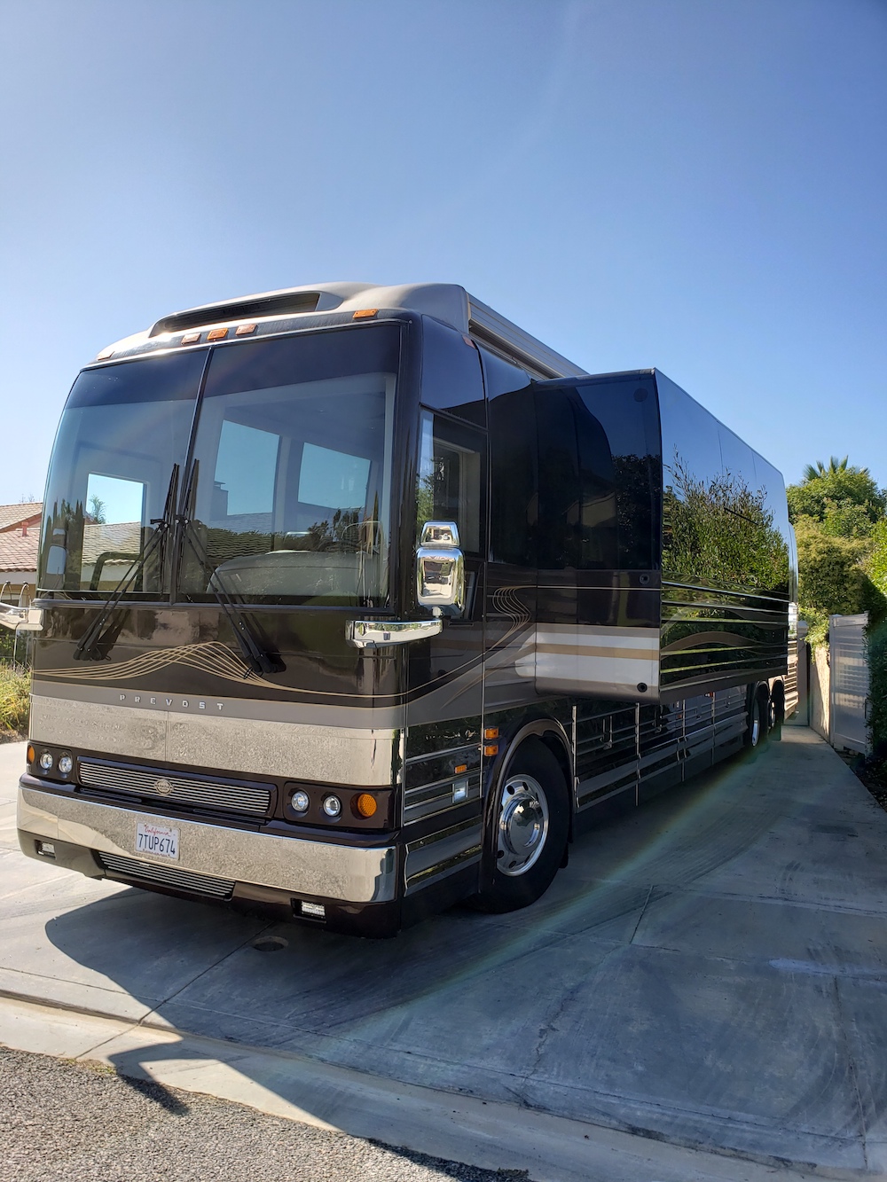 2003 Prevost Marathon XLII For Sale