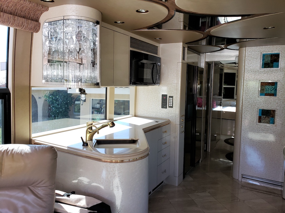 2003 Prevost Marathon XLII For Sale