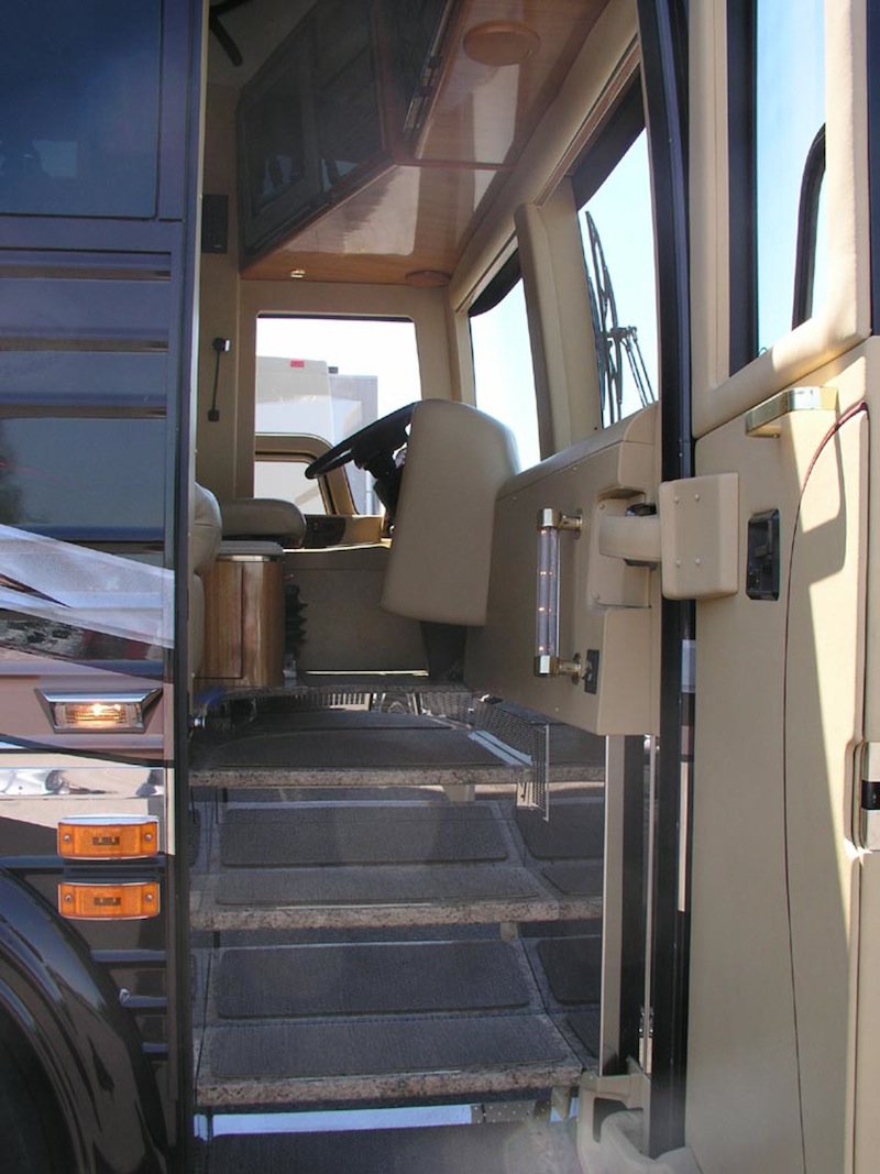 2003 Prevost Marathon XLII For Sale