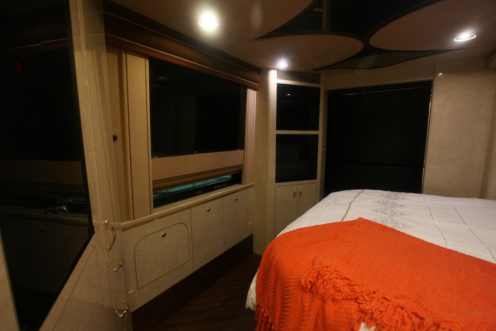 2003 Prevost Marathon XLII For Sale