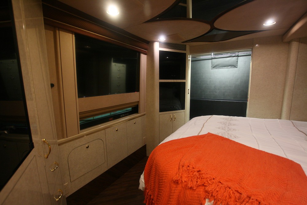2003 Prevost Marathon XLII For Sale
