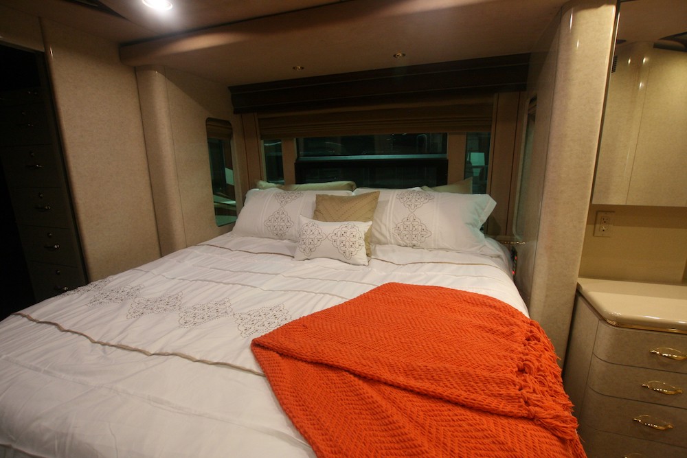 2003 Prevost Marathon XLII For Sale