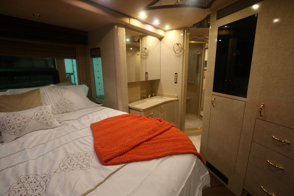 2003 Prevost Marathon XLII For Sale