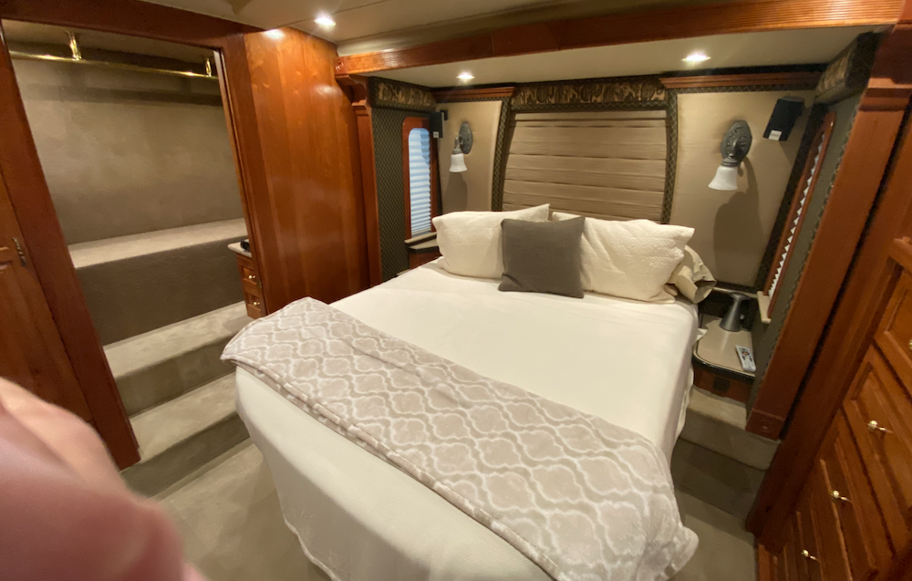 2003 Prevost Royale XLII For Sale