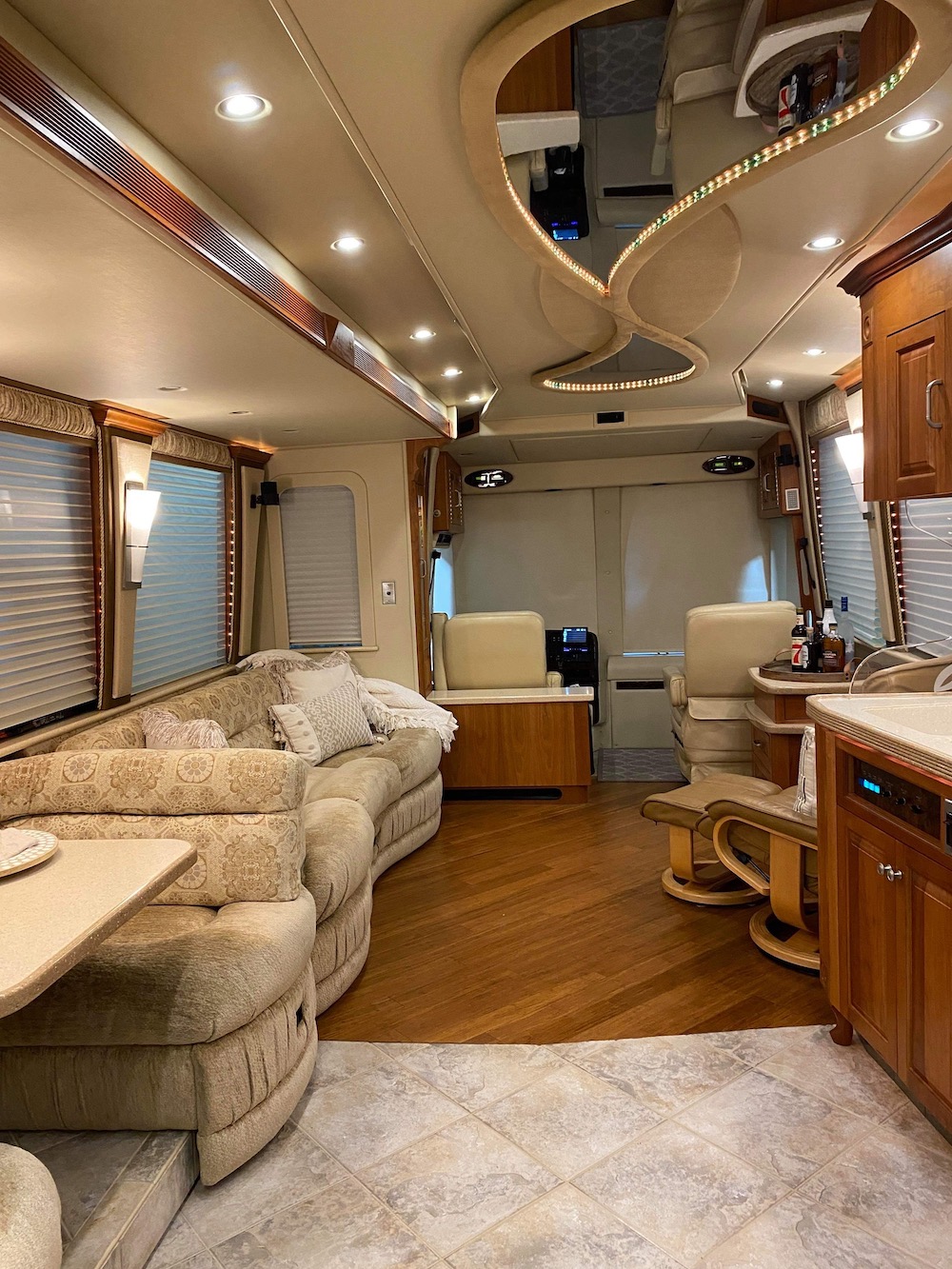 2003 Prevost Royale XLII For Sale