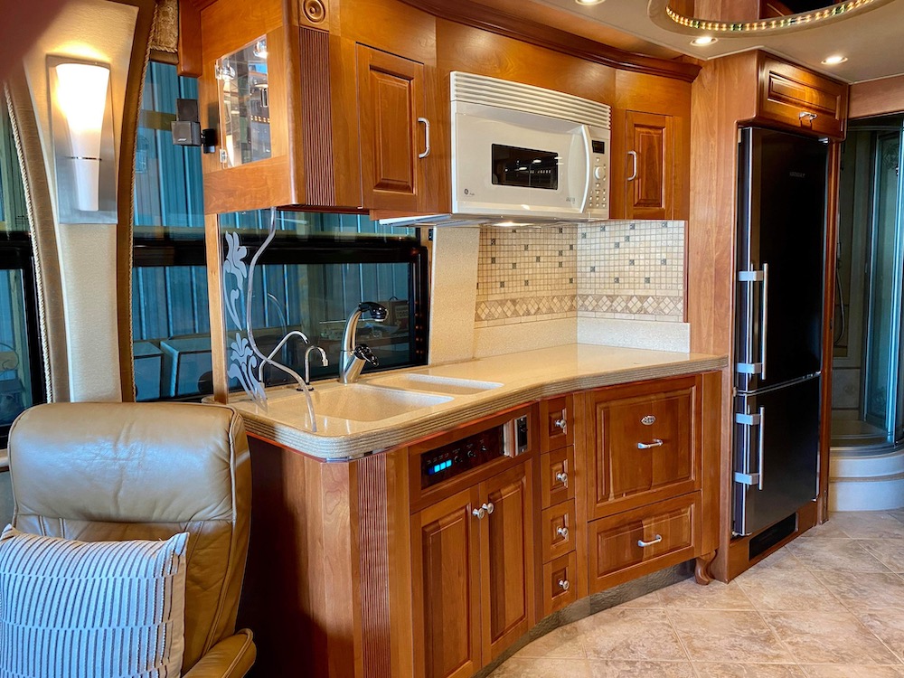 2003 Prevost Royale XLII For Sale