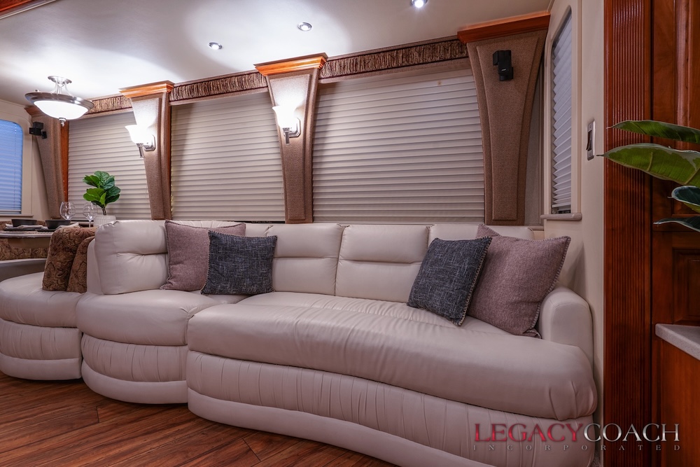2003 Prevost Royale XLII For Sale
