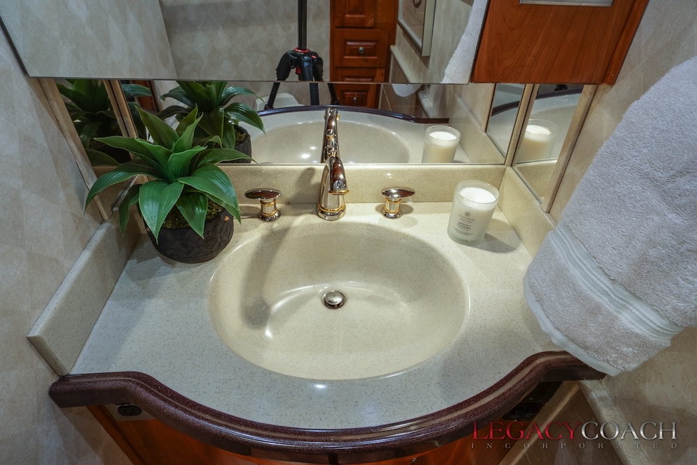 2003 Prevost Royale XLII For Sale