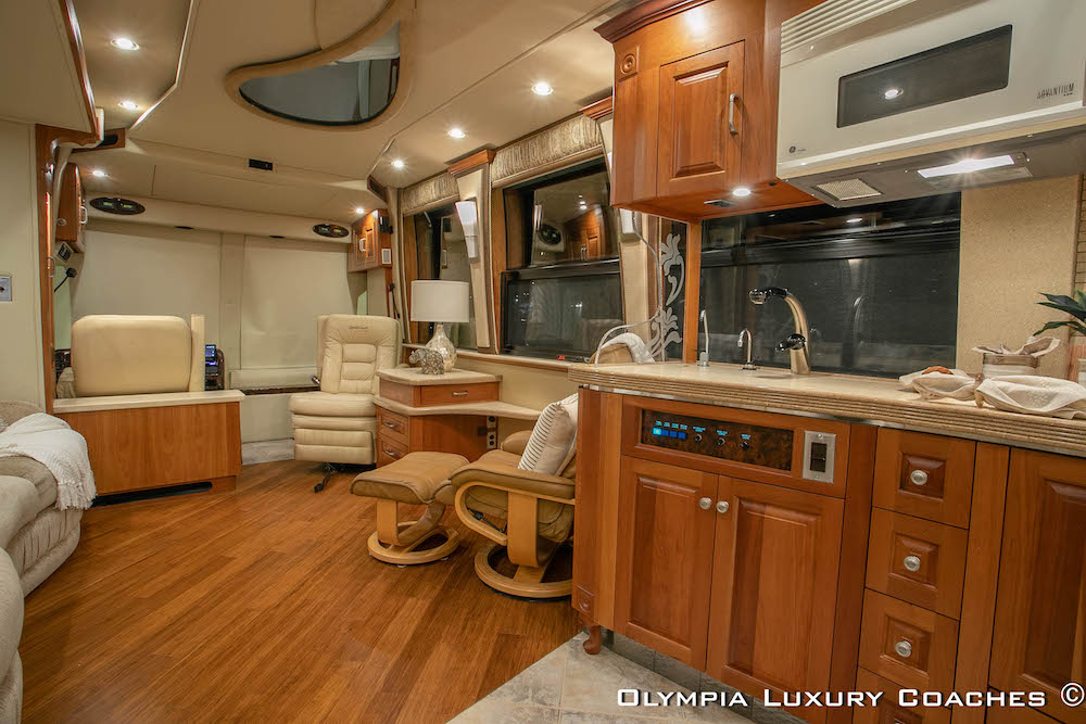 2003 Prevost Royale XLII For Sale