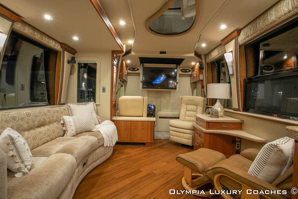 2003 Prevost Royale XLII For Sale