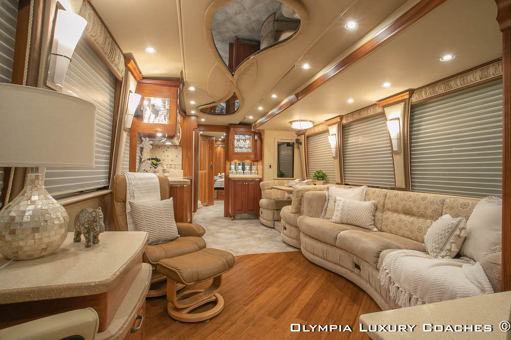 2003 Prevost Royale XLII For Sale