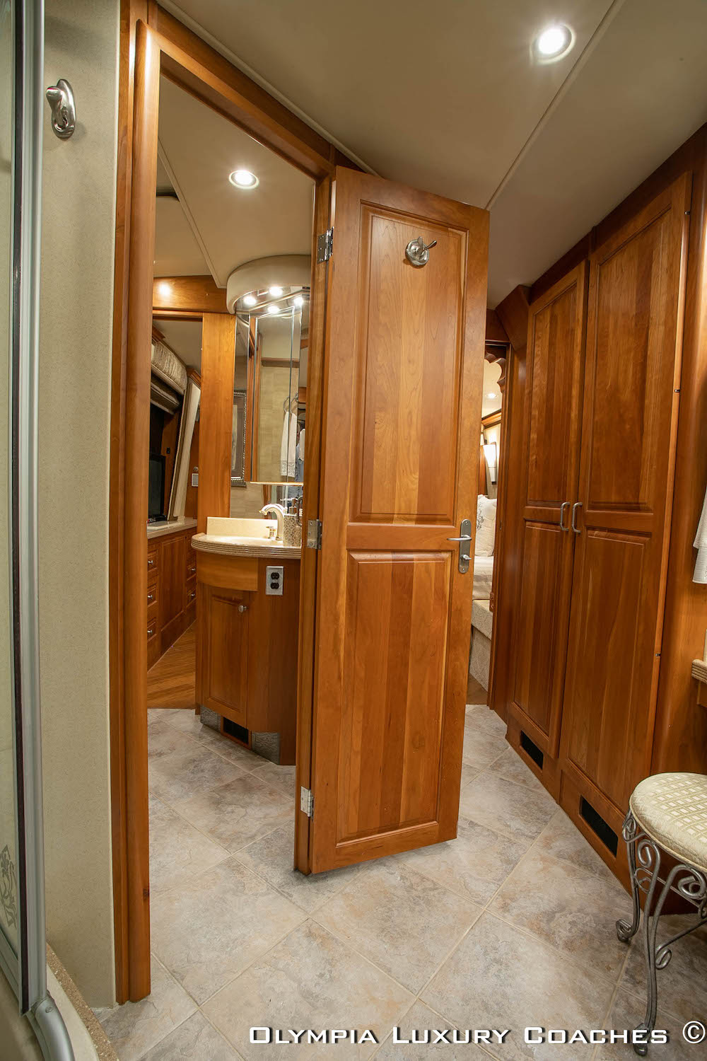 2003 Prevost Royale XLII For Sale