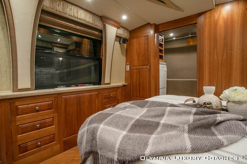 2003 Prevost Royale XLII For Sale