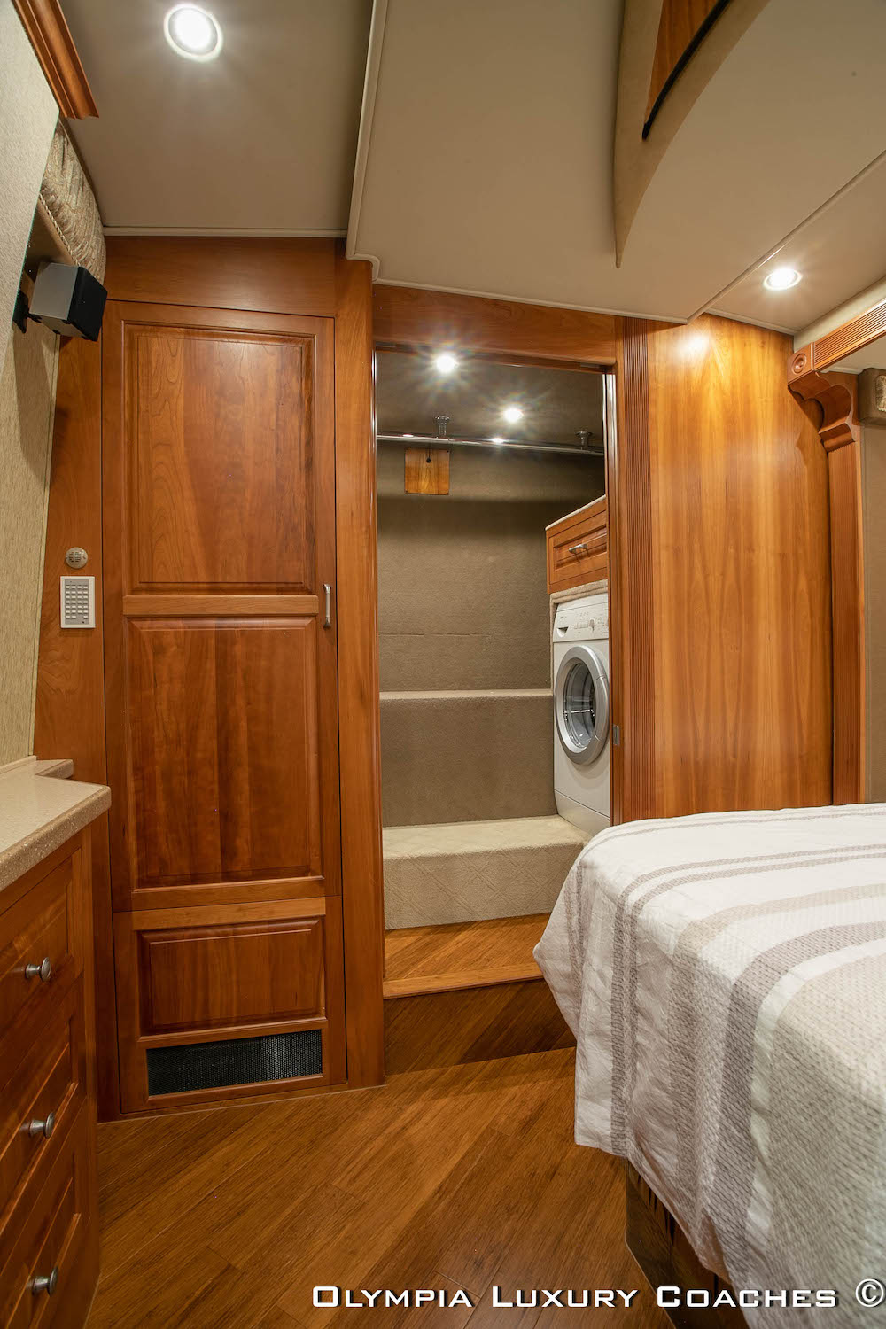 2003 Prevost Royale XLII For Sale