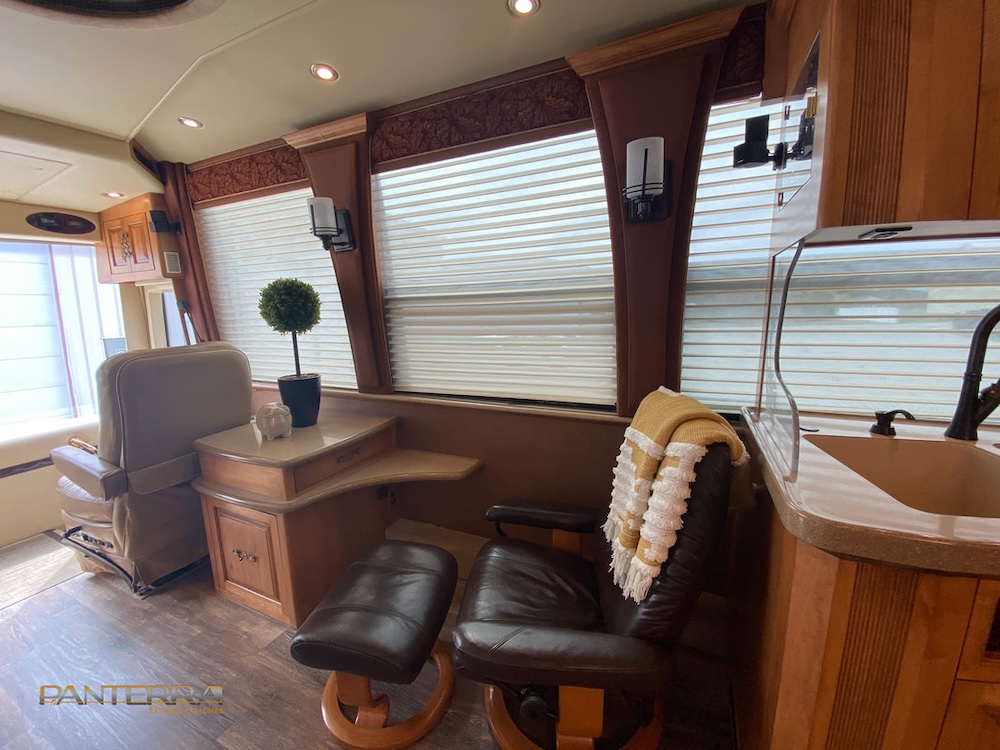2003 Prevost Royale XLII For Sale
