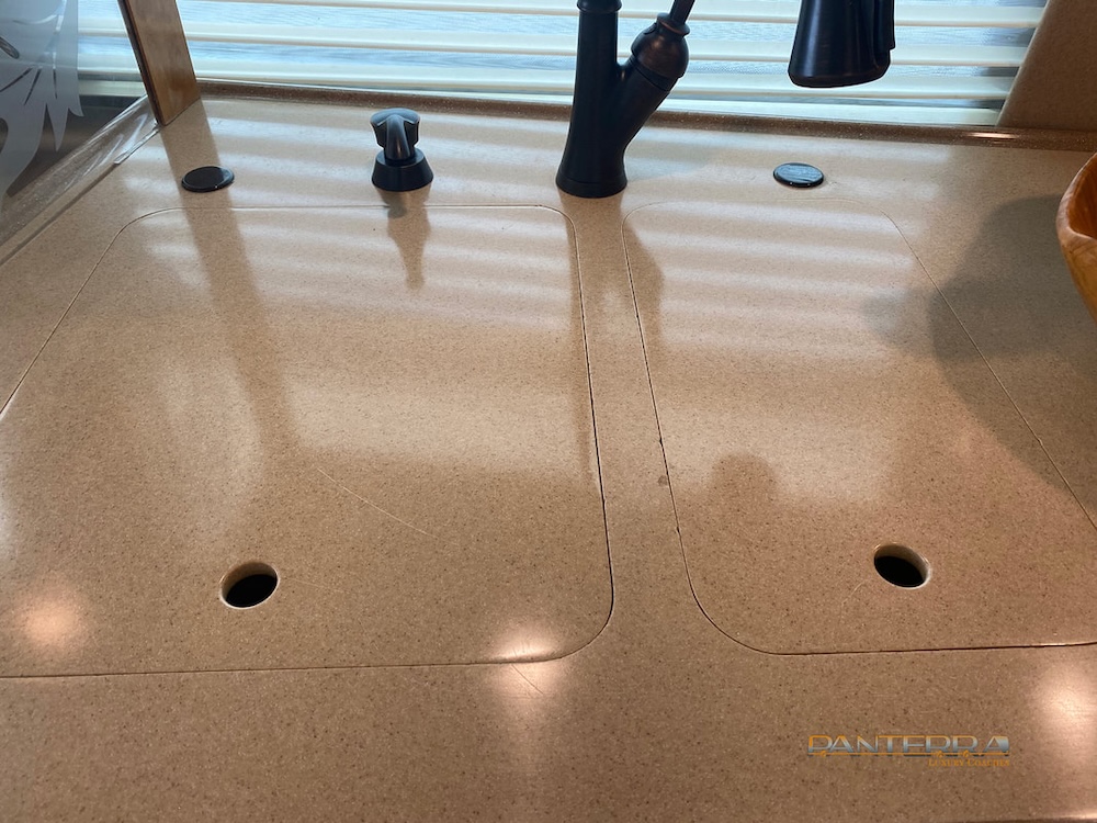 2003 Prevost Royale XLII For Sale