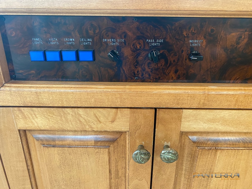 2003 Prevost Royale XLII For Sale