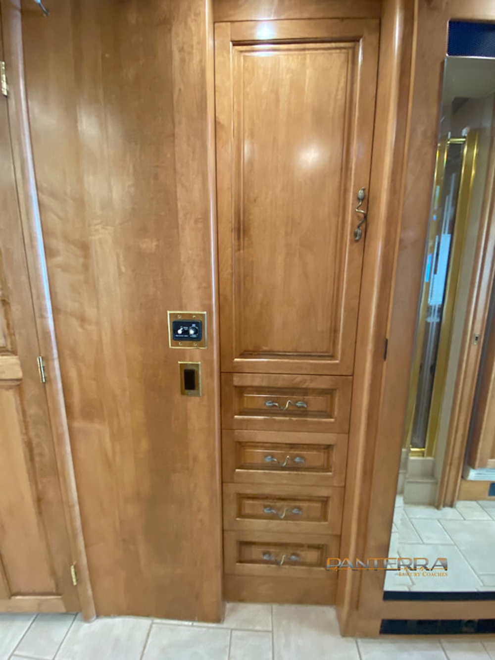 2003 Prevost Royale XLII For Sale