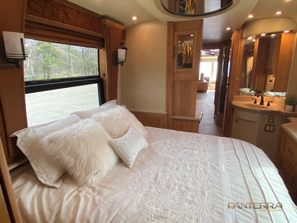 2003 Prevost Royale XLII For Sale