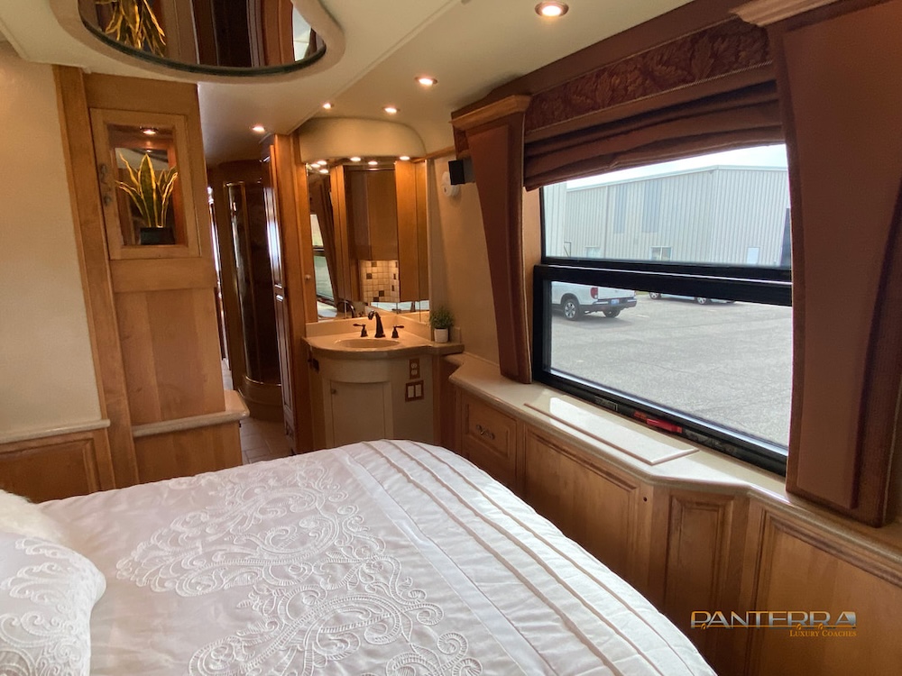 2003 Prevost Royale XLII For Sale