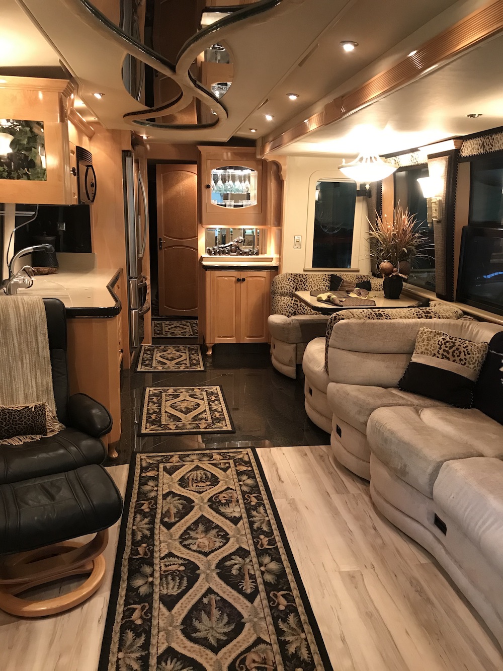 2003 Prevost Royale XLII For Sale