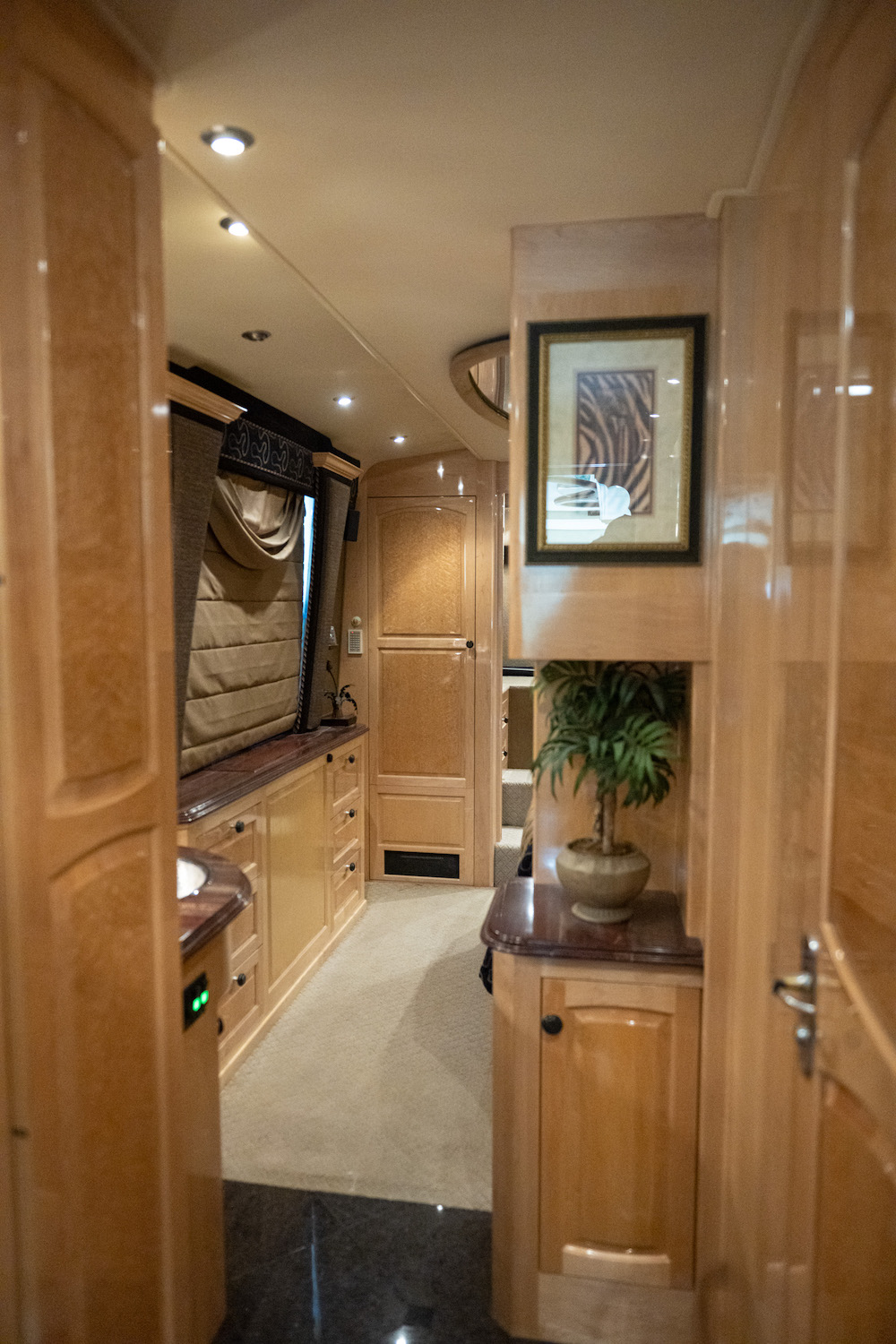 2003 Prevost Royale XLII For Sale