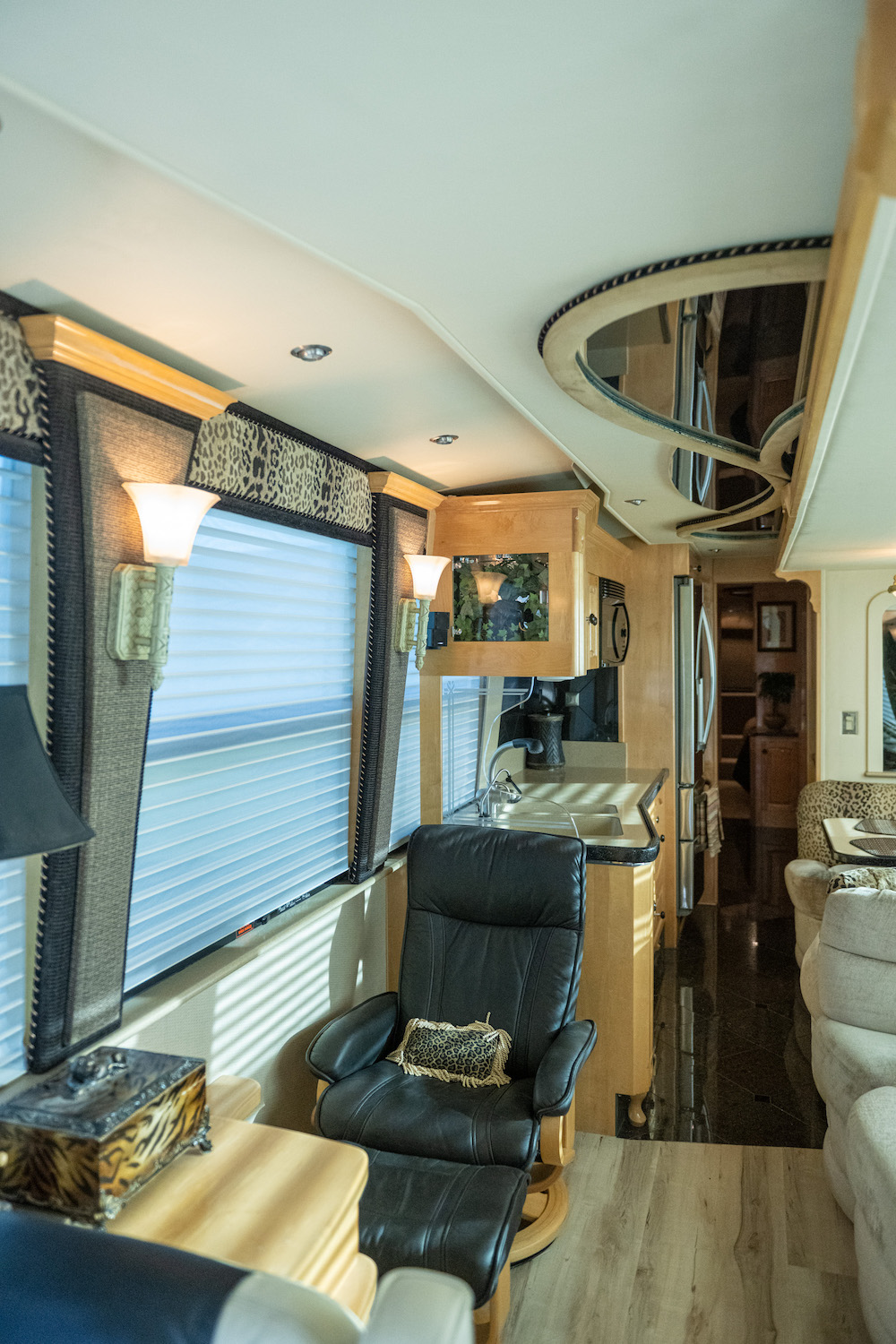 2003 Prevost Royale XLII For Sale