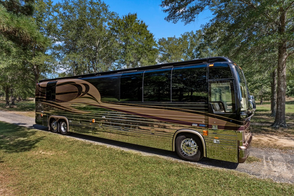 2003 Prevost XLII For Sale