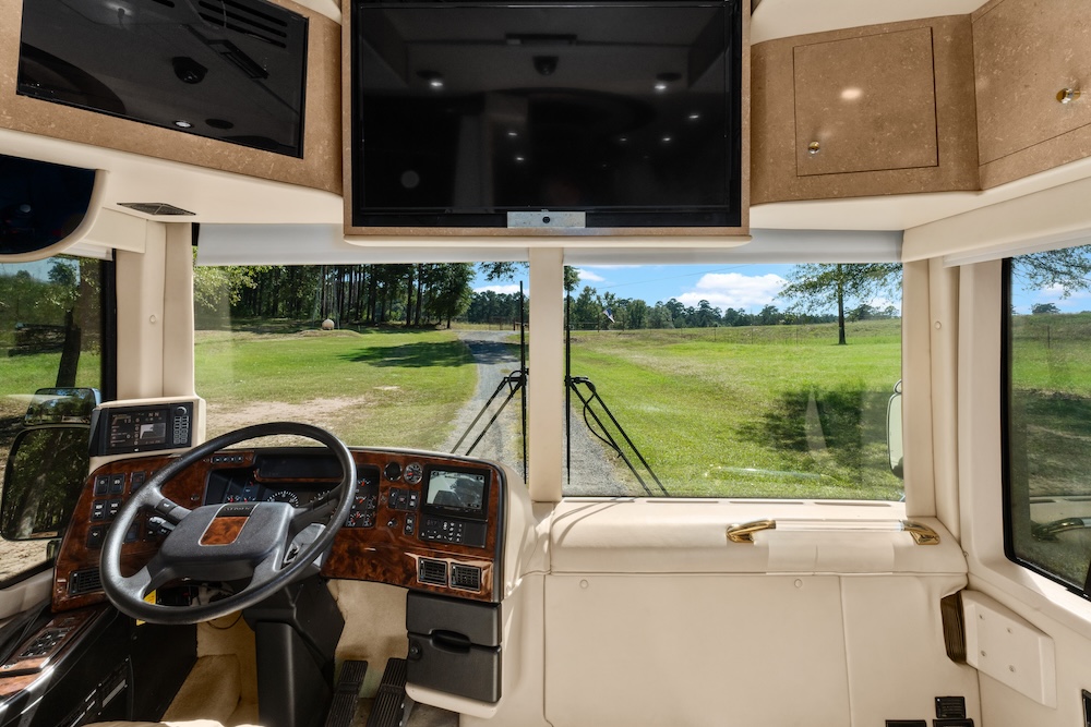 2003 Prevost XLII For Sale