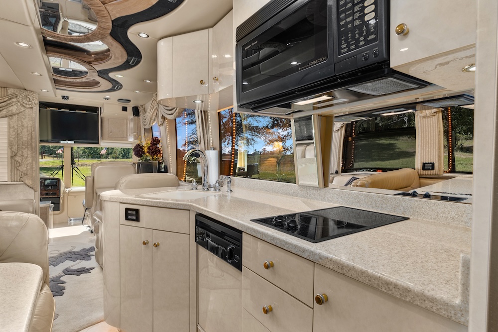 2003 Prevost XLII For Sale