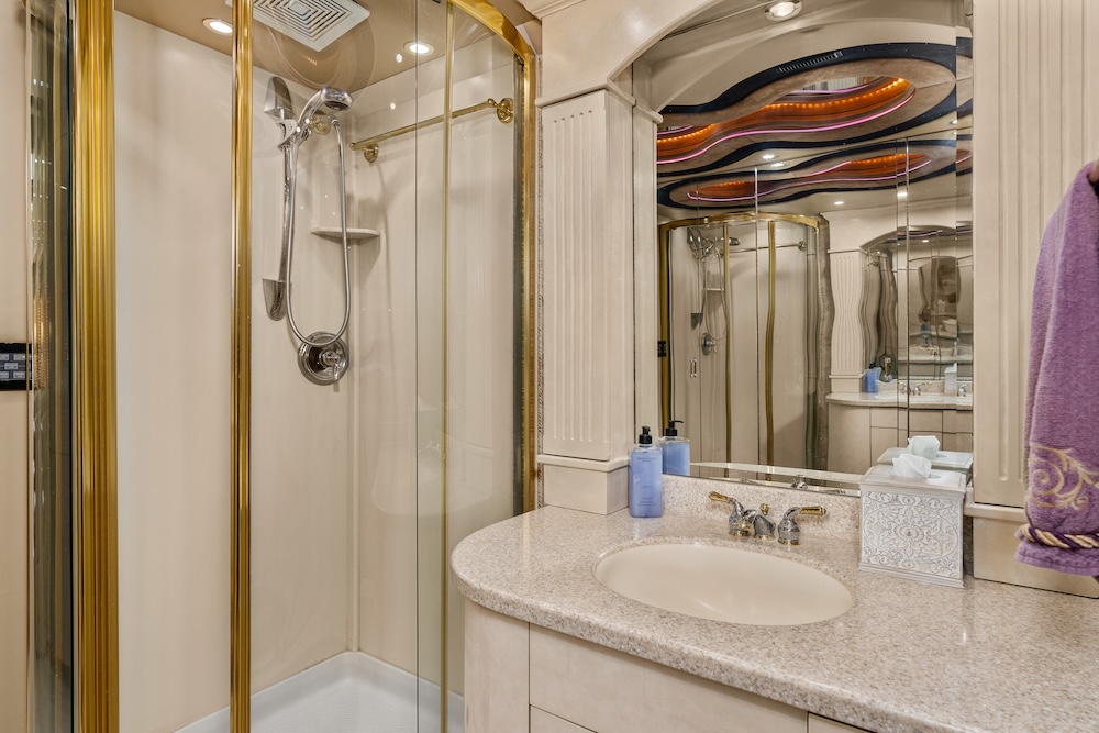 2003 Prevost XLII For Sale