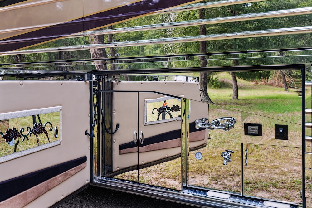 2003 Prevost XLII For Sale