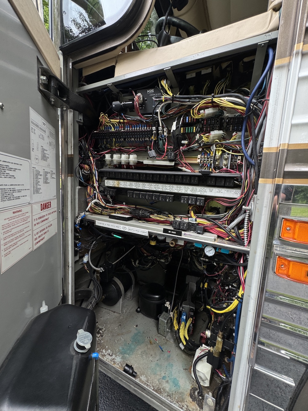 2004 Prevost Bruce XLII For Sale