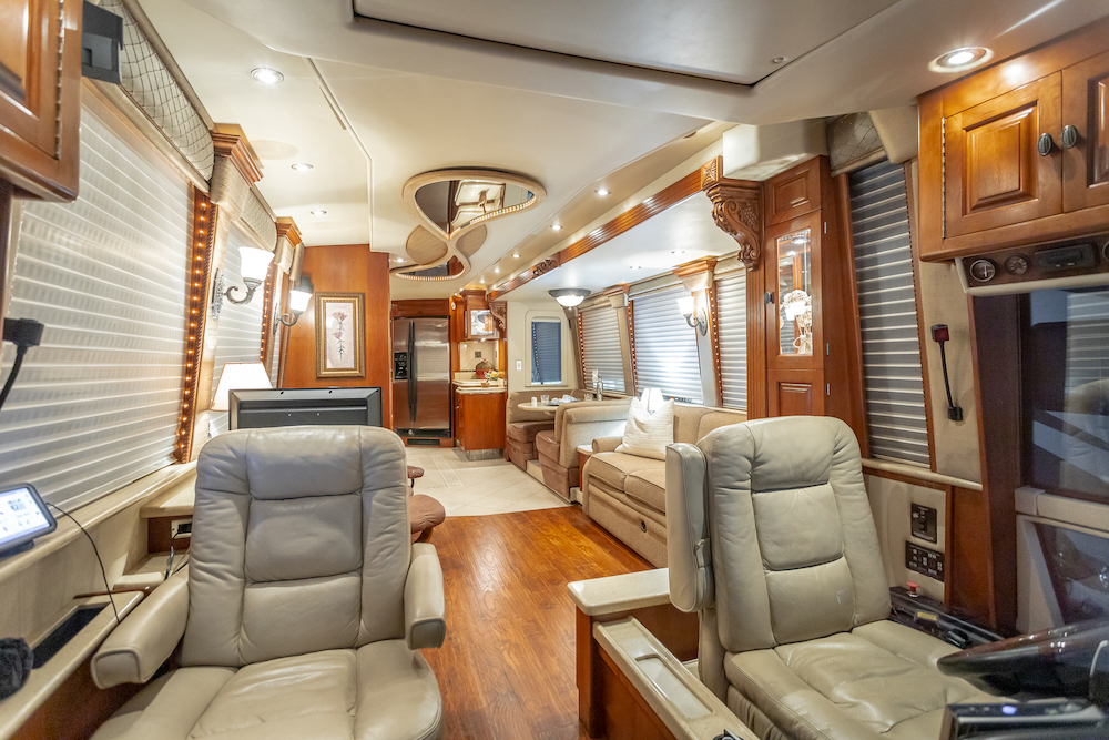 2004 Prevost Royale XLII For Sale