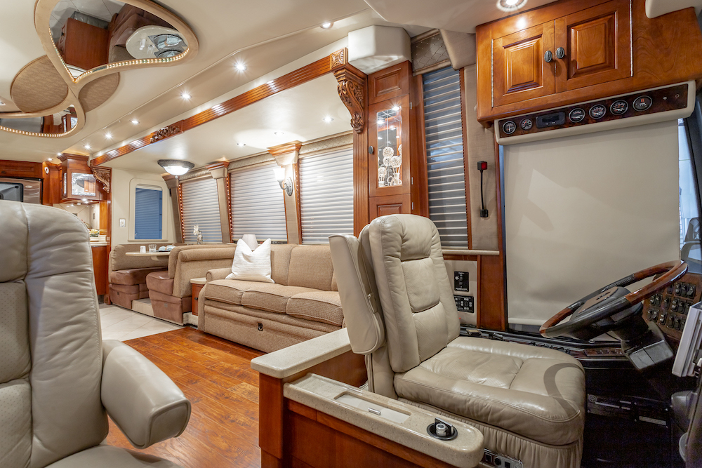 2004 Prevost Royale XLII For Sale