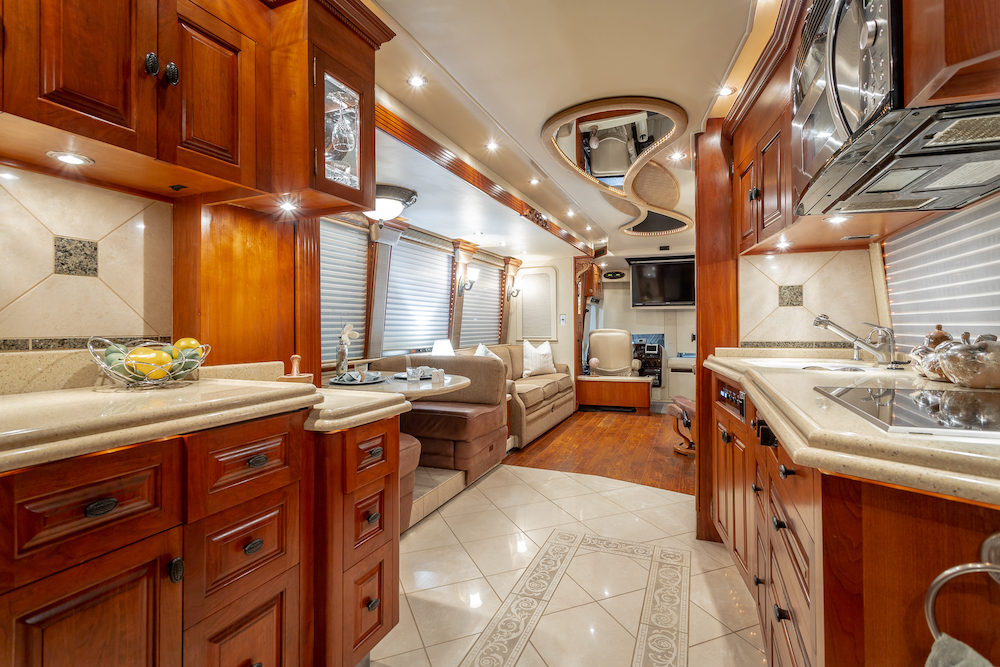 2004 Prevost Royale XLII For Sale